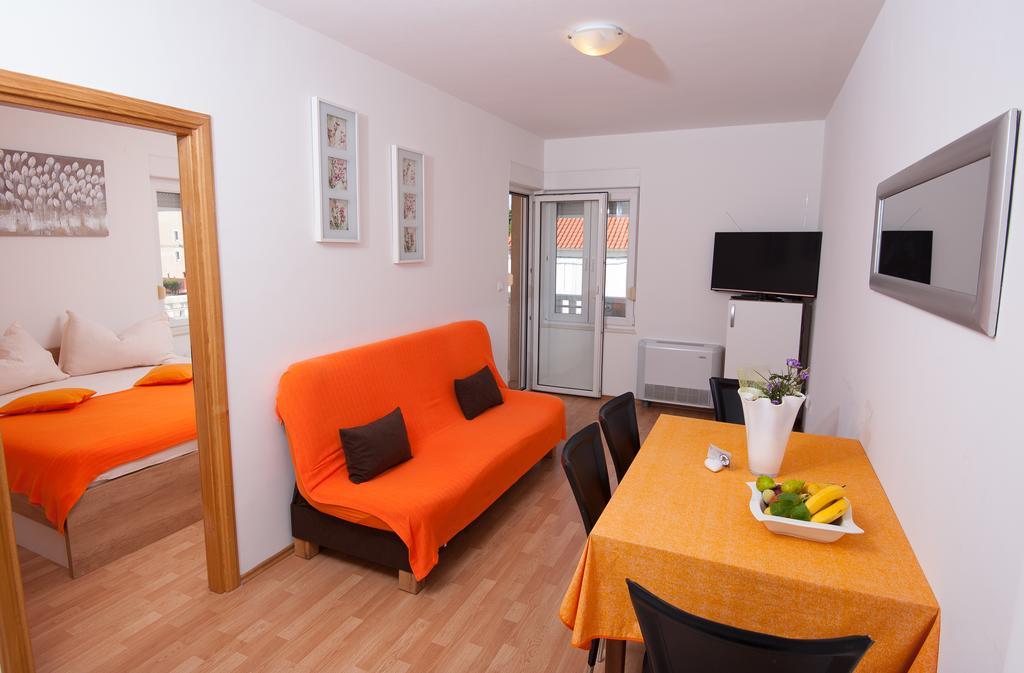 Apartments Lucia Podstrana Exterior photo