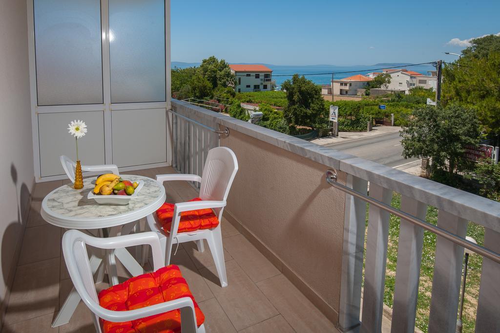Apartments Lucia Podstrana Exterior photo