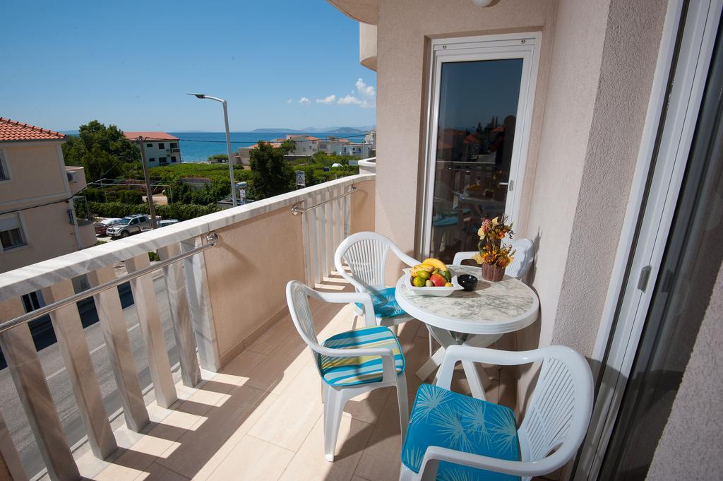 Apartments Lucia Podstrana Exterior photo
